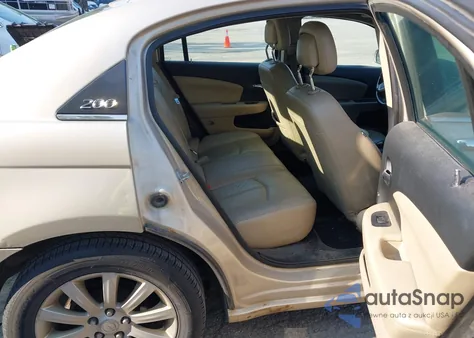 2013 Chrysler 200 Limited from USA, damaged, VIN 1C3CCBCG1DN603254